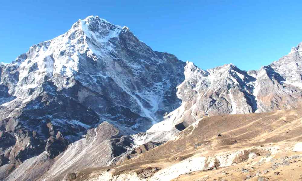 Everest base camp trek with Lobuche peak climbing cost