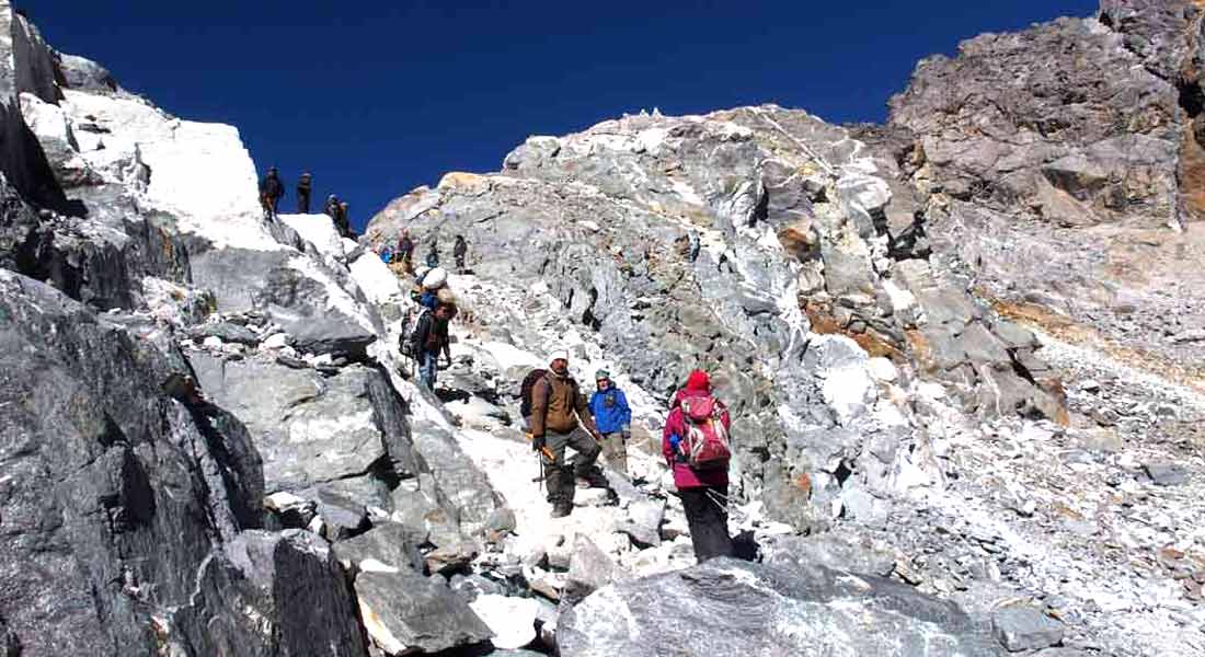 Everest Base Camp Gokyo Lake trek cost