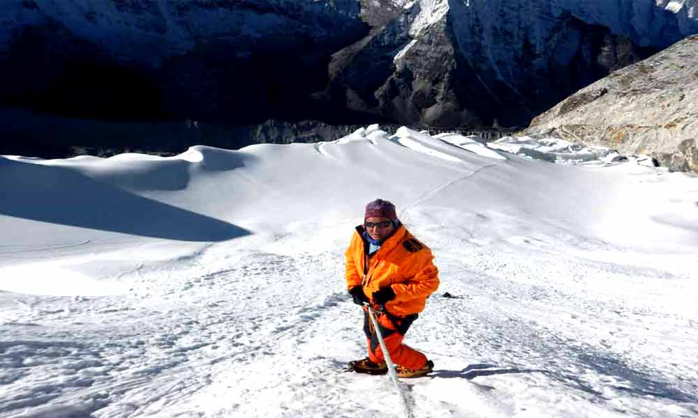 Everest base camp trek with Island peak climbing cost