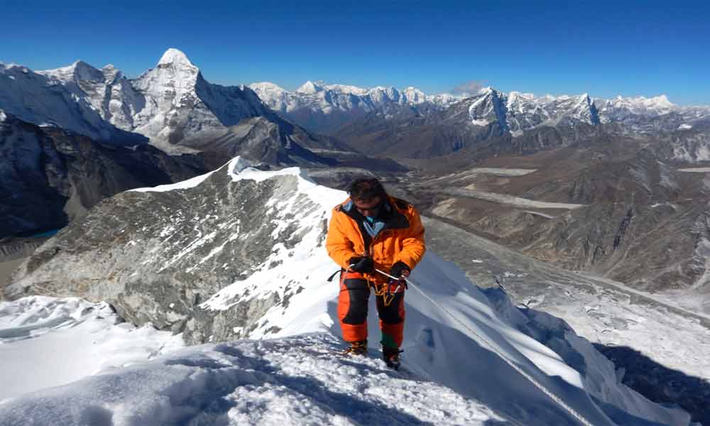 Chhukung to Island Peak Climbing