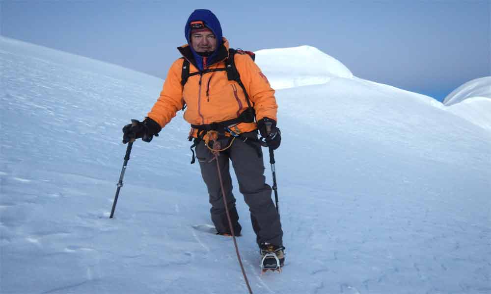 Mera and Island peak climbing via the Amphu Lapcha pass