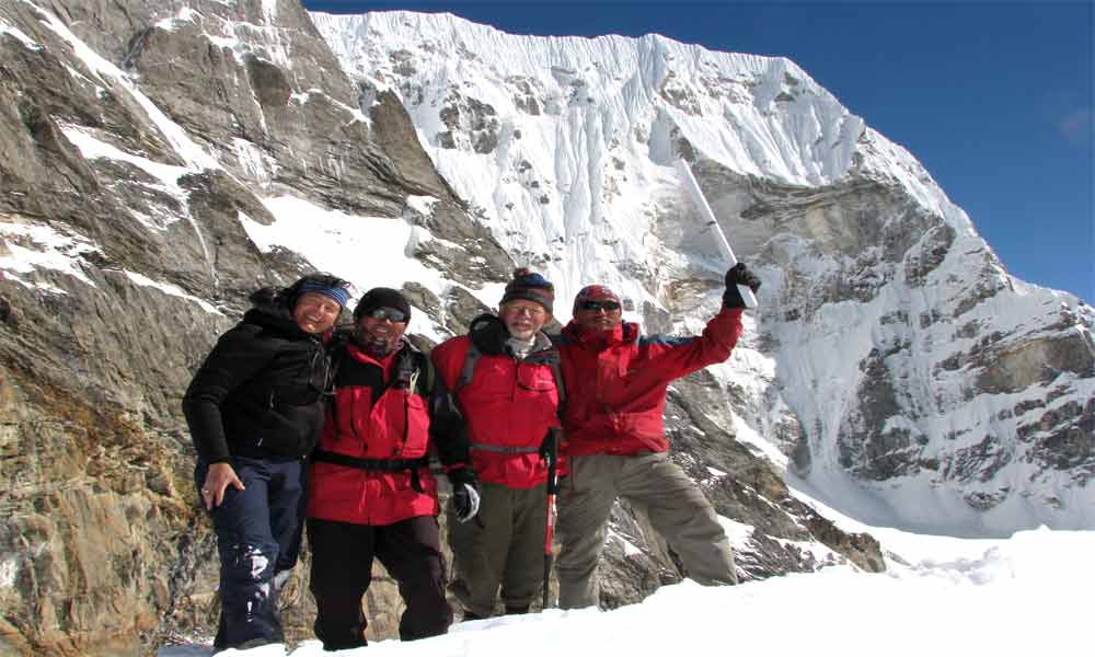 Tashi Lapcha pass trekking price