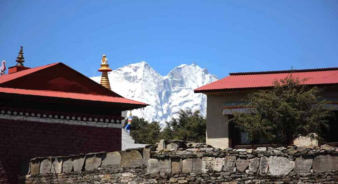 Gokyo Lake Everest base camp trek cost