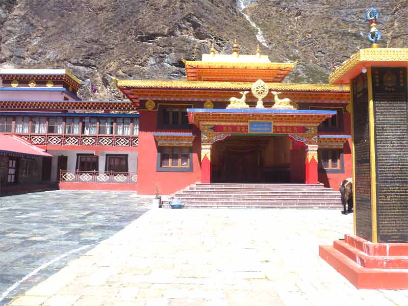 Tsum Valley Trek cost and itinerary