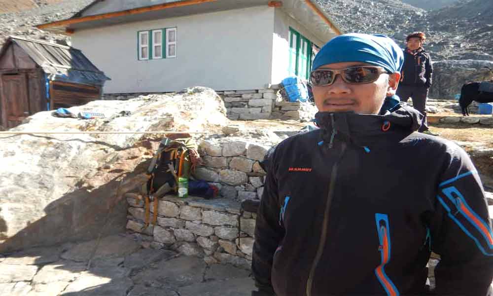 Sherpa guide porter hire from Lukla