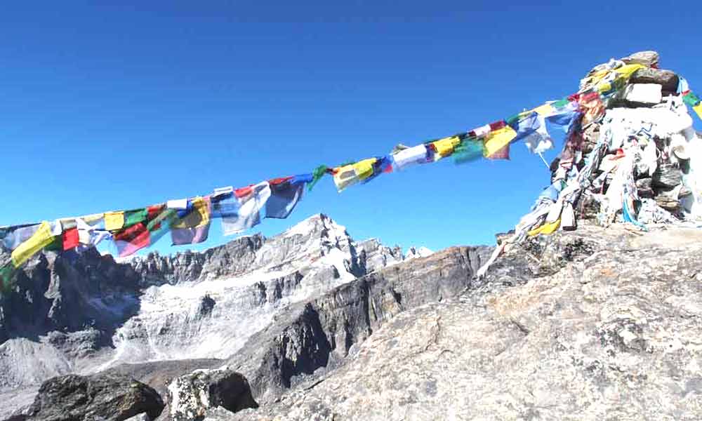 Gokyo Everest Base Camp Island Peak climbing cost