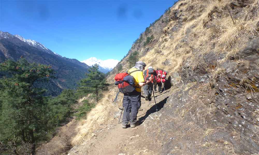 Guide and porter hire for the Tsum Valley trek
