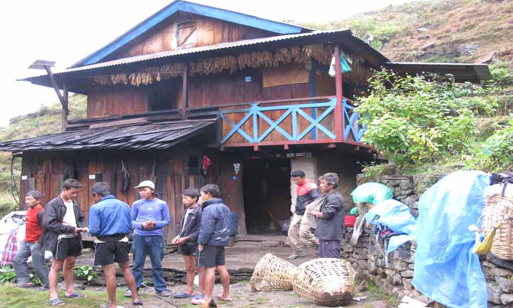 Hire Guide Porter for Kanchenjunga and Makalu Base camp trek