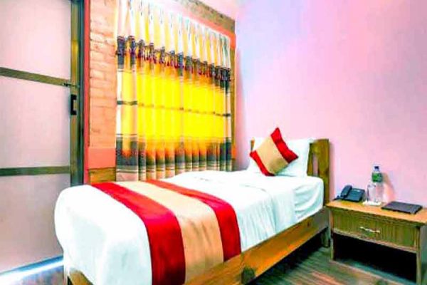 Bhaktapur to Nagarkot trek